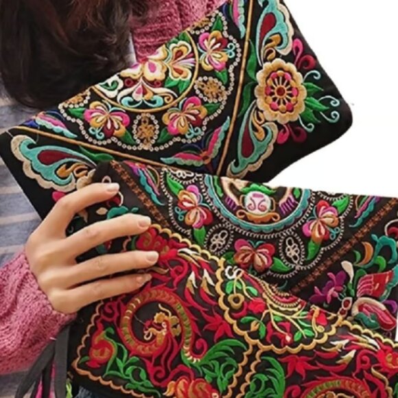 Exquisite Gesang Flower Embroidery Long Wallet - Picture 5 of 6